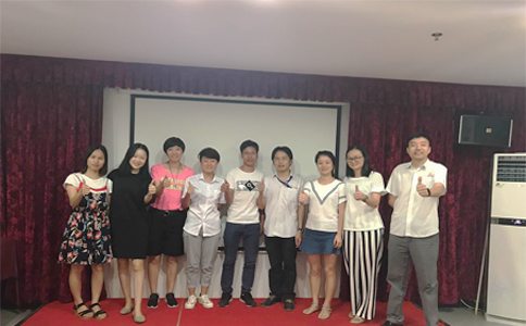  通發(fā)激光的家人們和各位美女初次見面！